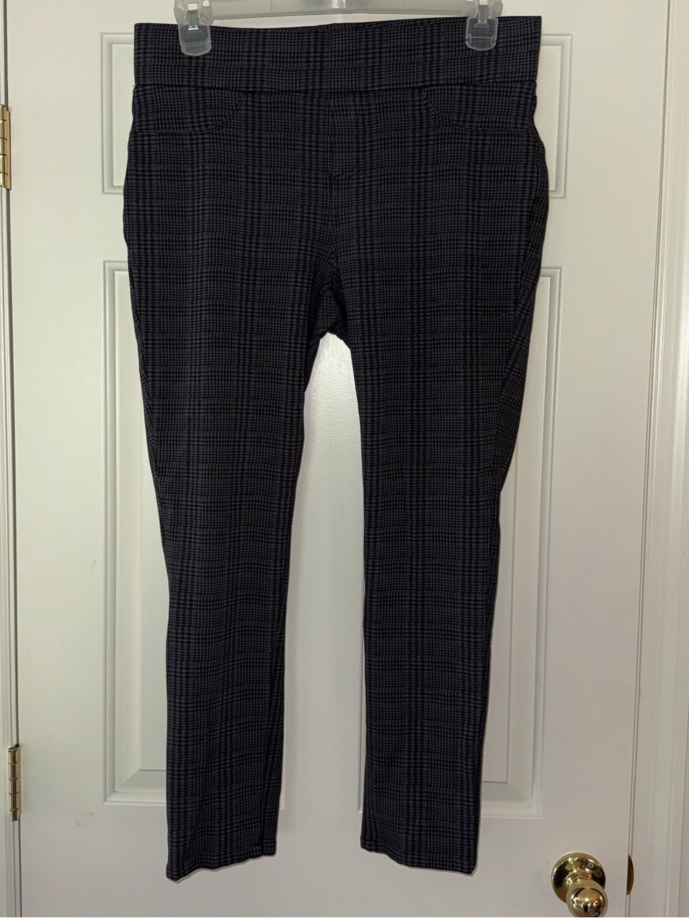 New York & Company XL Plaid Stretch Pull-On Pants